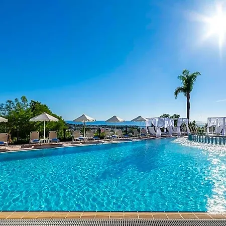 Pefkos View & Maisonette