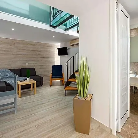 Pefkos View & Maisonette Hotel